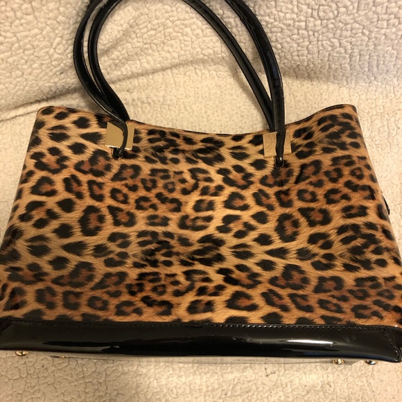 Leopard Print Handbag - Picture 4 of 4